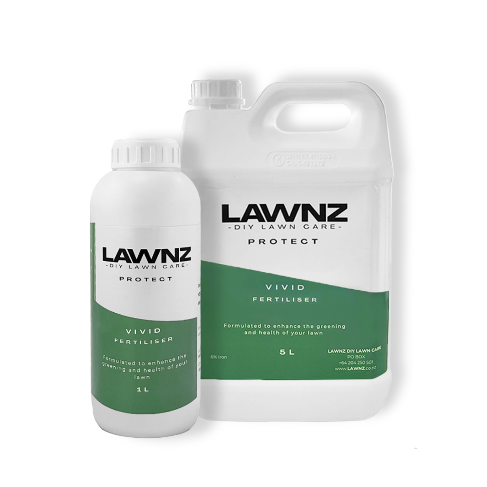 LAWNZ Vivid liquid iron fertiliser for deep green lawn colour and moss control