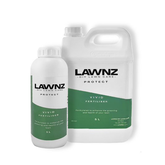 LAWNZ Vivid liquid iron fertiliser for deep green lawn colour and moss control